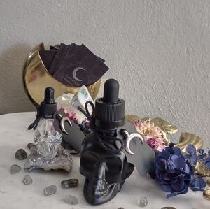 Gothic Skull Vial 30mL Size, Reusable, Oil Dropper, Skull Bottle, Oil Bottle